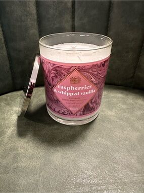 Raspberries & Whipped Vanilla Scented Candle - Pink